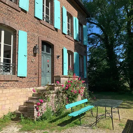 Les Bons Amis Villa Simard Exterior photo